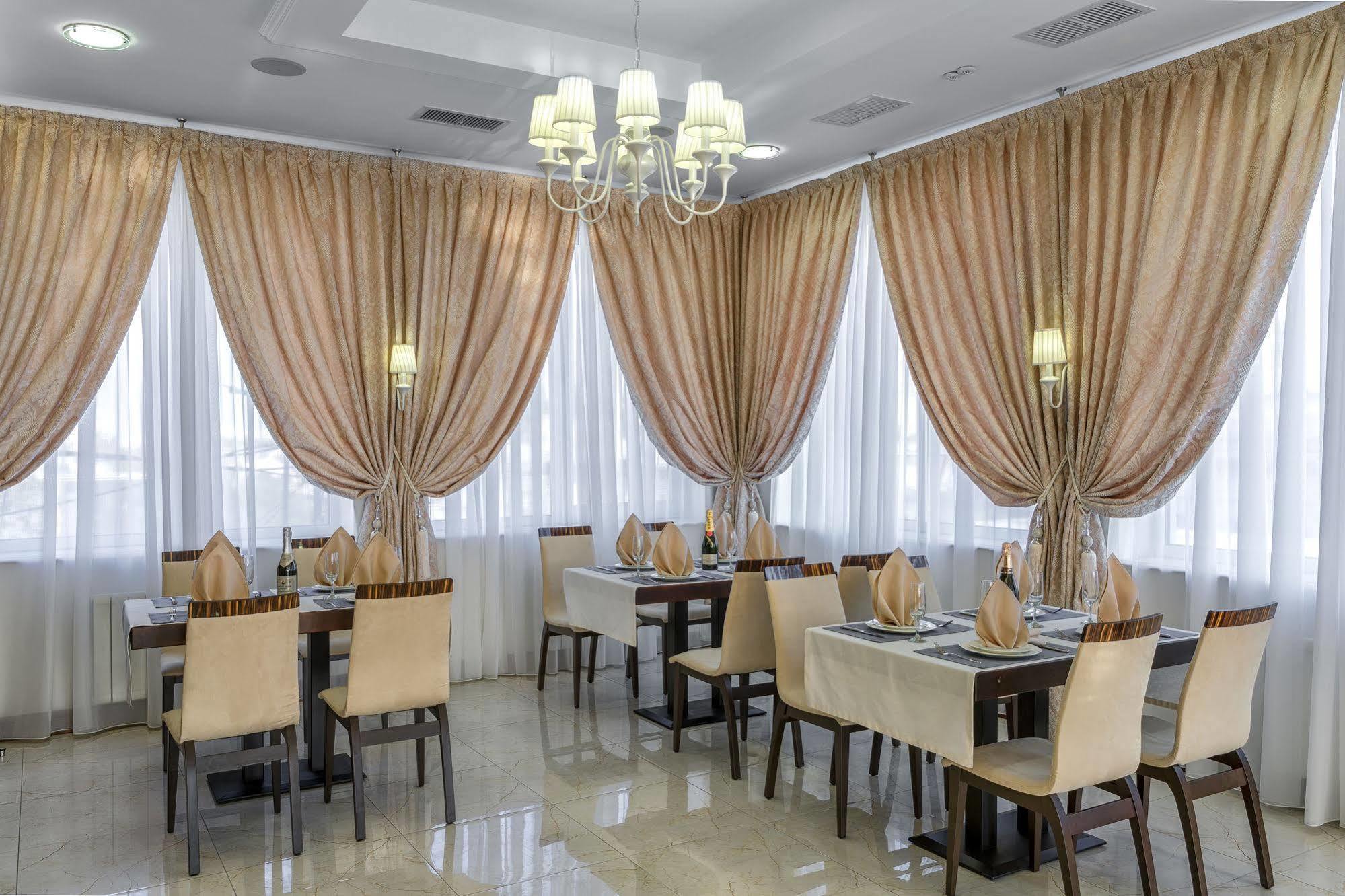 Alarus Luxe Hotel Odesa Exterior photo