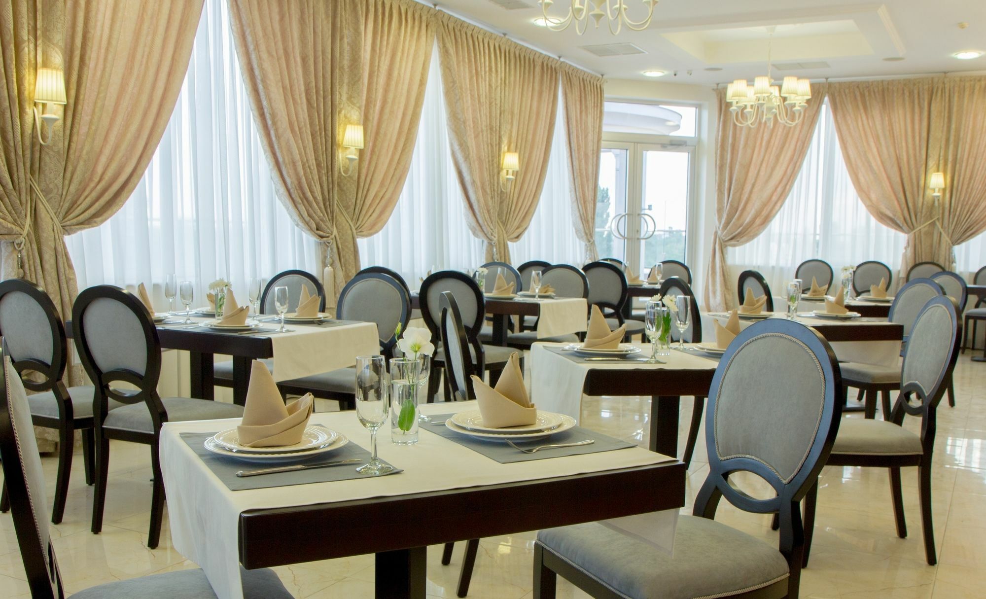 Alarus Luxe Hotel Odesa Exterior photo