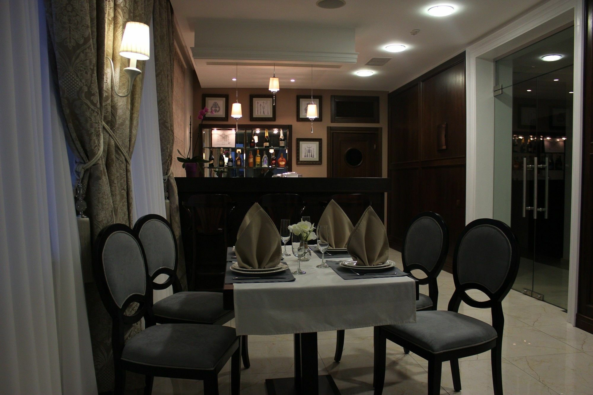 Alarus Luxe Hotel Odesa Exterior photo